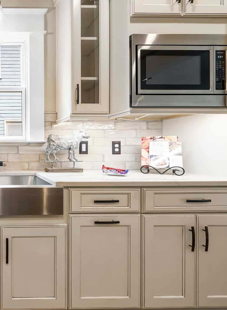 kitchen cabinet colors
